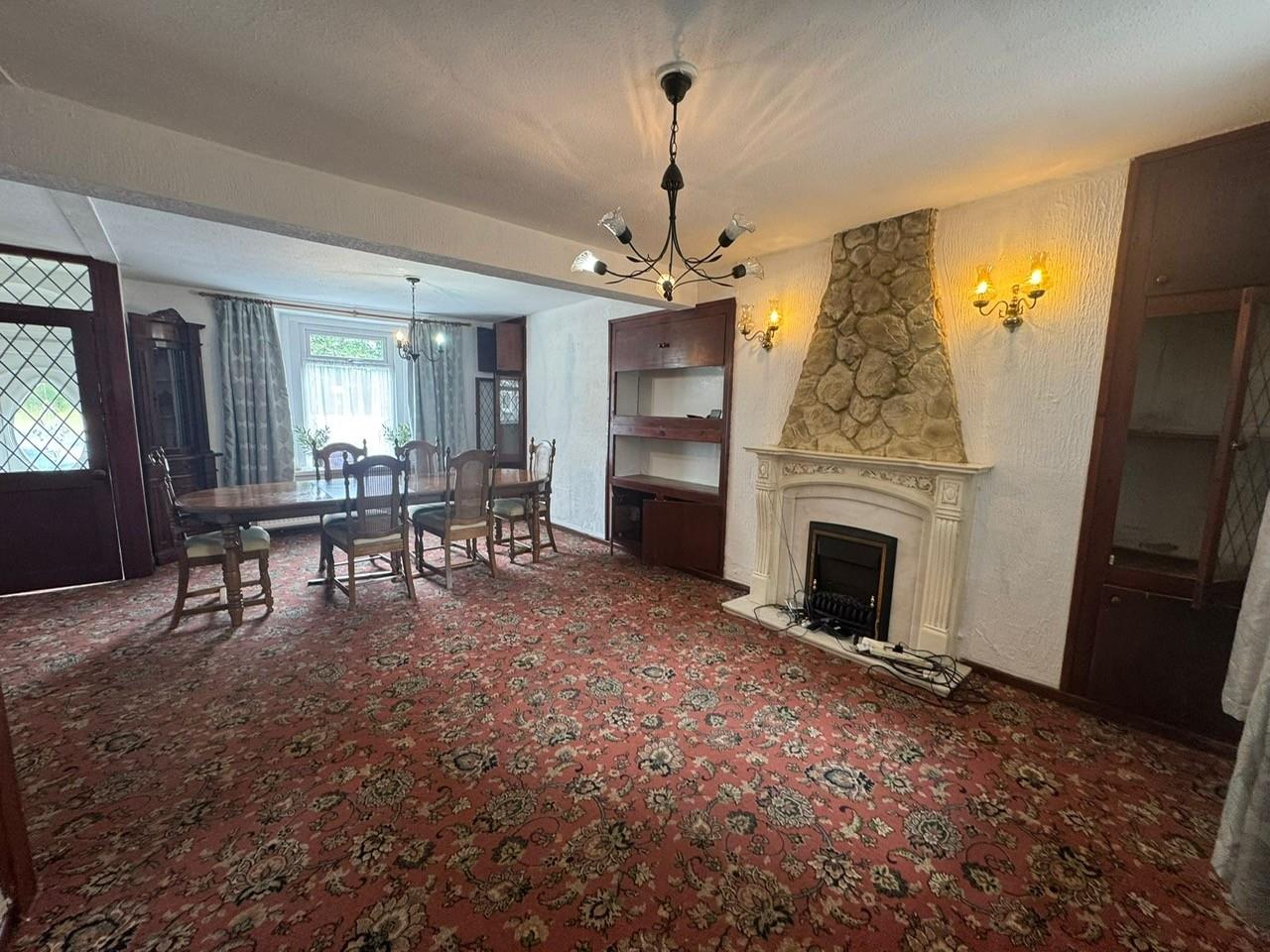 Clydach Road, Morriston, Swansea, SA6 6QH